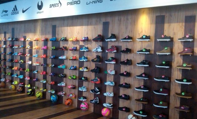 Daftar Alamat Toko Sepatu di Surabaya Grosir dan Ecer